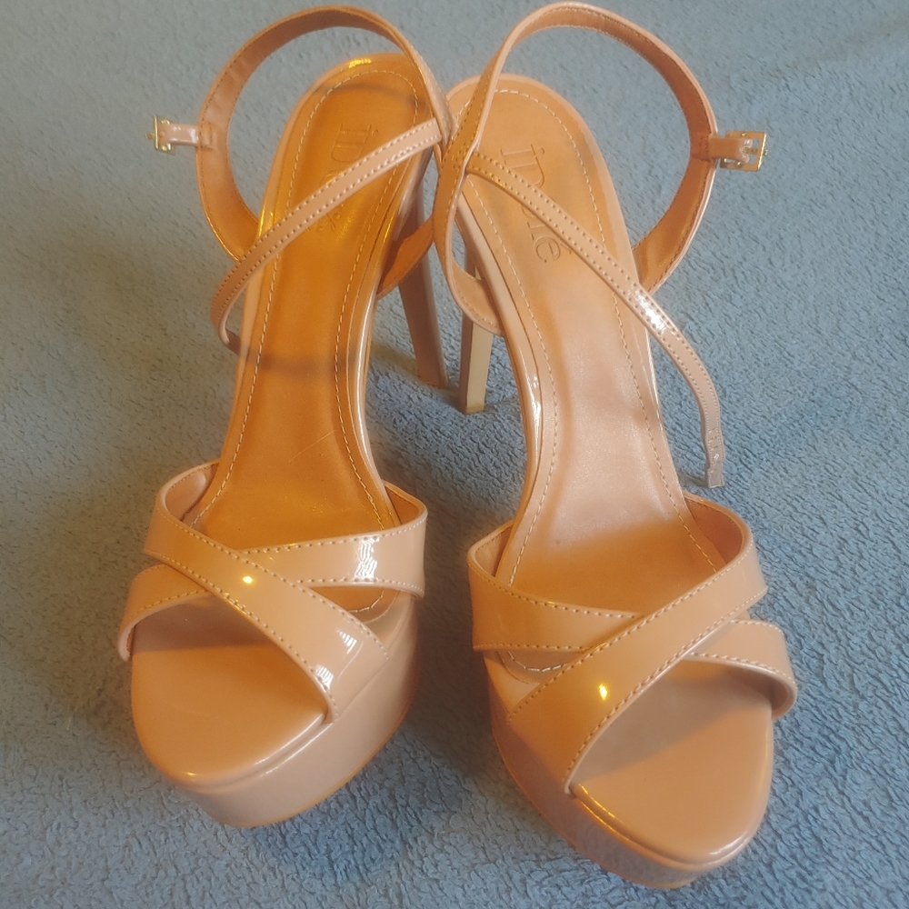Patten leather blush sandles